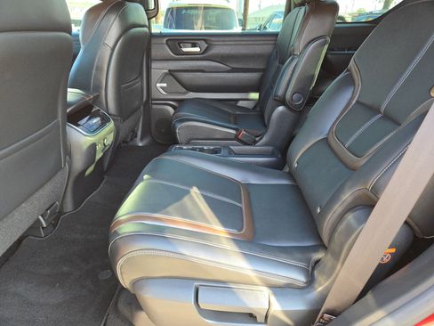 Certified 2025 Nissan Armada SL w/ Captain's Chari Seat Package image 13