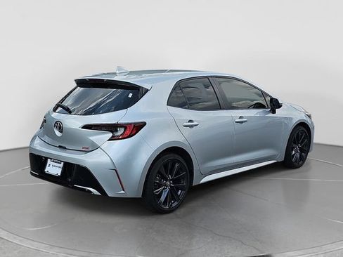 Used 2024 Toyota Corolla XSE FWD image 4