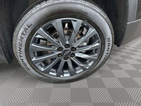 Certified 2023 Chevrolet Traverse RS image 40