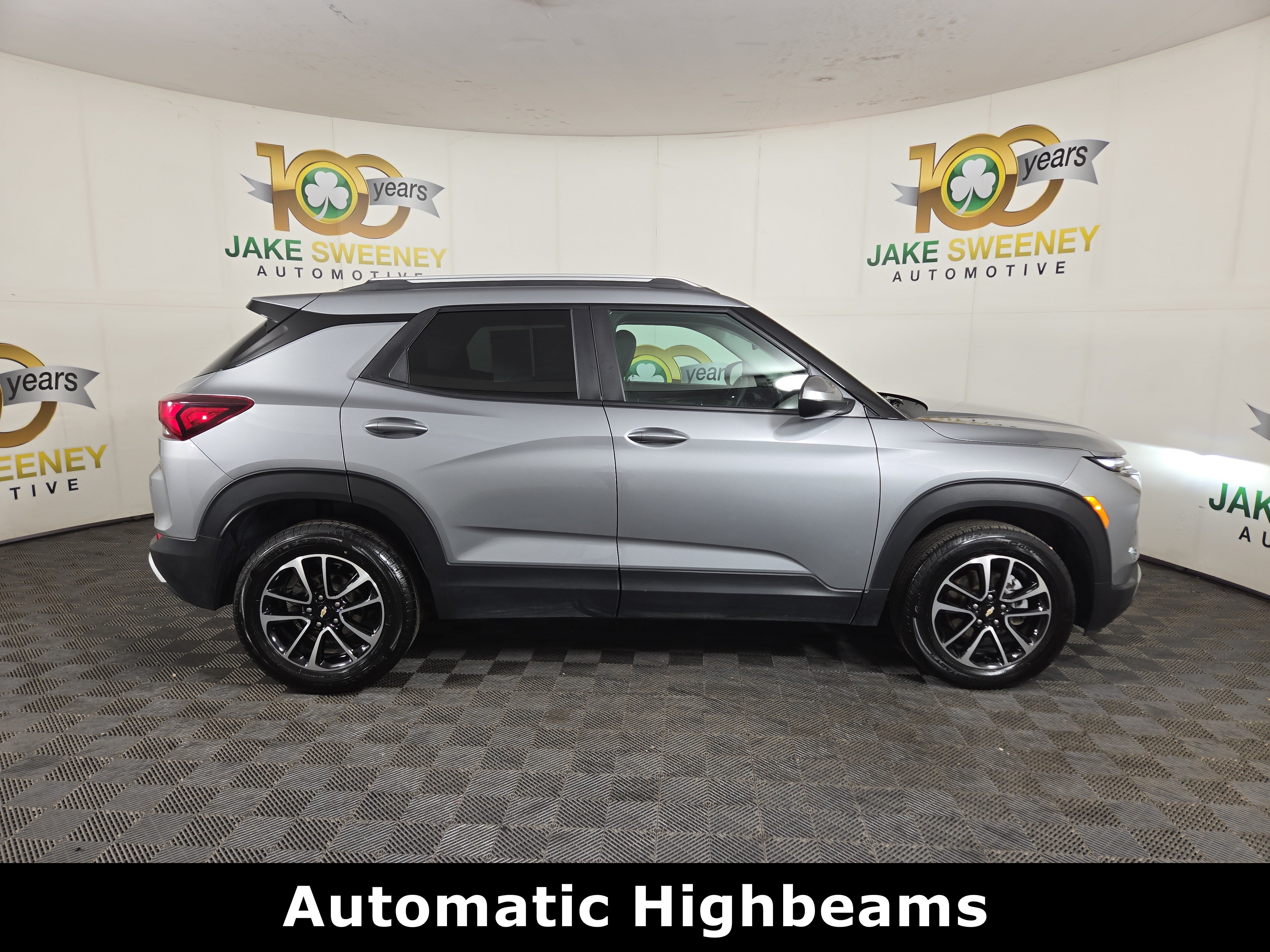 Used 2025 Chevrolet TrailBlazer LT AWD/4WD image 10