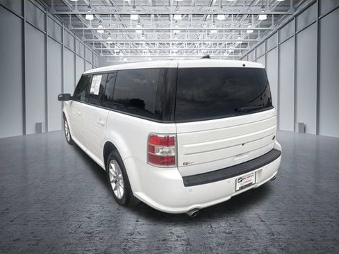Used 2019 Ford Flex SE FWD image 3