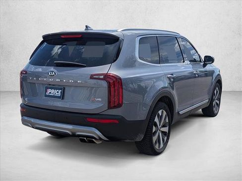 Used 2021 Kia Telluride S FWD image 5