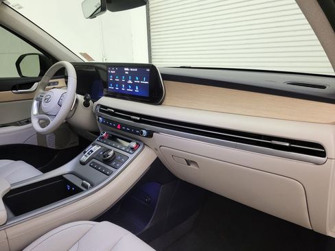 Used 2024 Hyundai Palisade Limited image 47