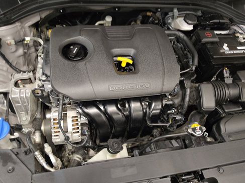 Used 2020 Hyundai Elantra Value Edition w/ Cargo Package (C1) FWD image 30