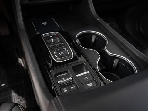 Used 2023 Honda Pilot Touring image 28