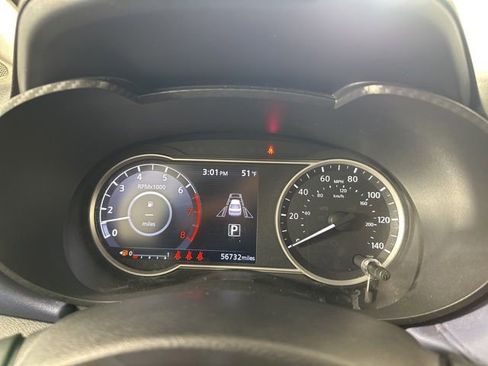 Used 2023 Nissan Versa SV FWD image 12