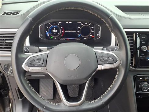 Used 2022 Volkswagen Atlas SE image 19