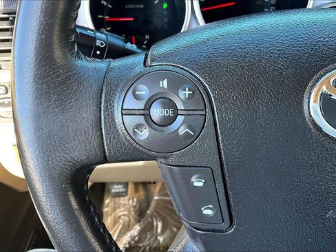 Used 2008 Toyota Sequoia Limited image 17