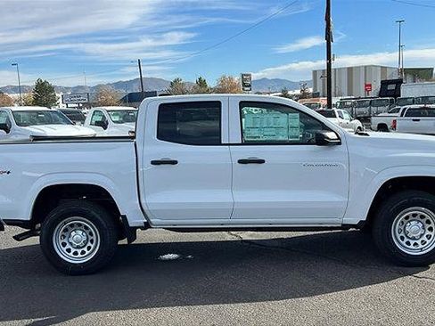 New 2026 Chevrolet Colorado W/T w/ WT Convenience Package II image 4
