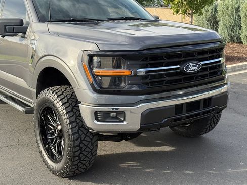 Used 2024 Ford F150 XLT AWD/4WD image 3