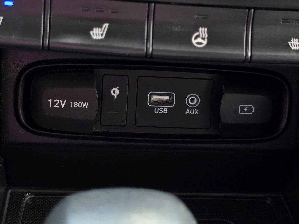 Used 2020 Hyundai Santa Fe Limited FWD image 25