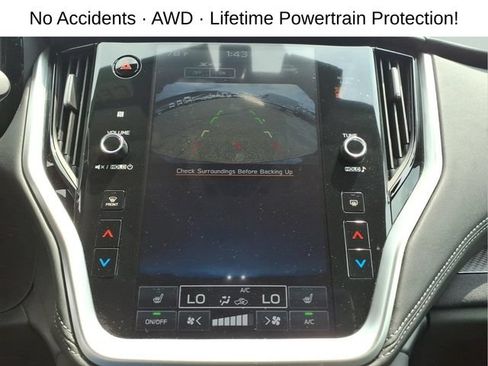 Used 2024 Subaru Outback Premium AWD/4WD image 19