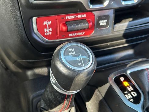 Certified 2020 Jeep Wrangler Unlimited Rubicon AWD/4WD image 24