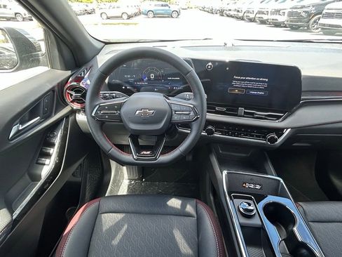 New 2026 Chevrolet Equinox RS w/ Safety and Technology Package FWD image 16