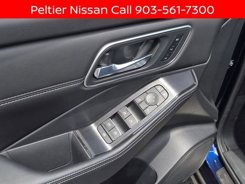 New 2026 Nissan Rogue Platinum w/ Platinum Premium Package AWD/4WD image 11