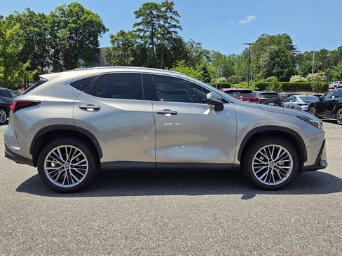 Used 2022 Lexus NX 350h AWD w/ Vision Package image 6