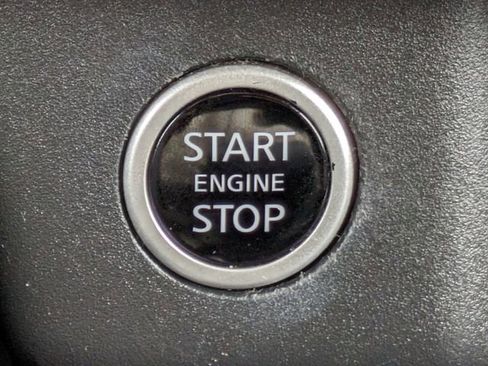 Used 2023 Nissan Rogue SL w/ SL Premium Package image 33