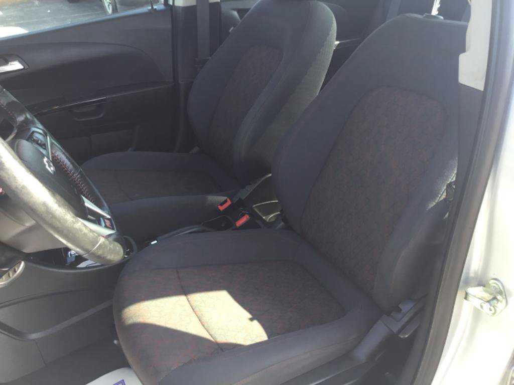 Used 2018 Chevrolet Sonic LT w/ RS Package FWD image 28