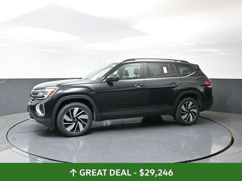 Used 2024 Volkswagen Atlas SE image 10