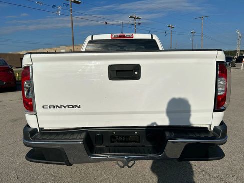 Used 2016 GMC Canyon 4x4 Extended Cab w/ Convenience Package image 4