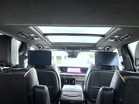 Certified 2026 Cadillac Escalade V w/ LPO, ONYX Package AWD/4WD image 23