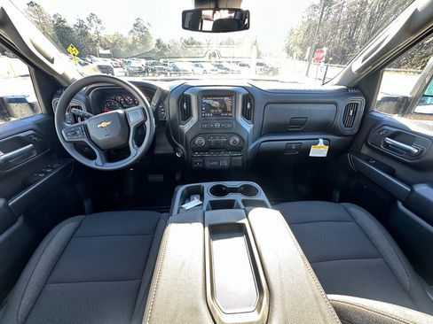 New 2026 Chevrolet Silverado 2500 Custom w/ Custom Value Package image 17