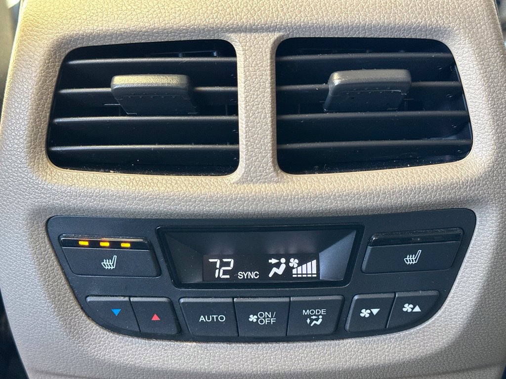 Used 2021 Honda Pilot Touring image 17