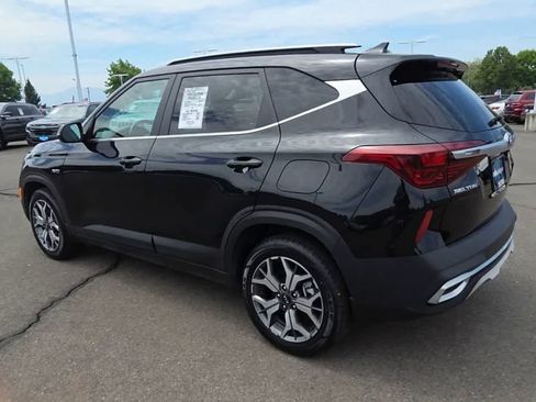 Used 2021 Kia Seltos EX AWD/4WD image 6