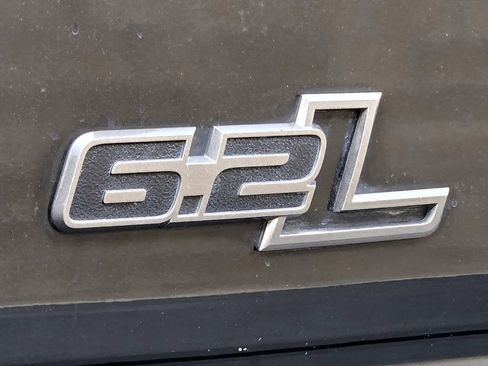 Used 2014 Ford F150 Raptor w/ Equipment Group 801A Luxury image 9