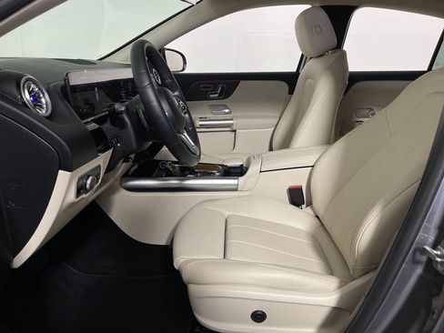 Used 2023 Mercedes-Benz GLA 250 image 12