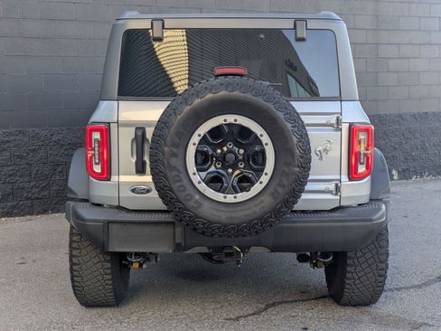 Used 2023 Ford Bronco Badlands w/ Sasquatch Package image 6