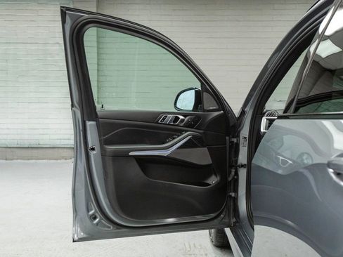 Used 2024 BMW X5 xDrive50e w/ M Sport Package image 29