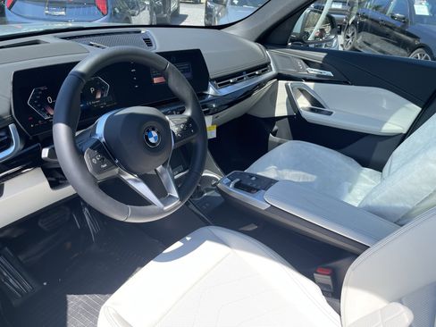 New 2026 BMW X1 xDrive28i w/ Technology Package AWD/4WD image 11