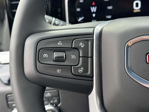 New 2026 GMC Sierra 1500 Elevation image 11