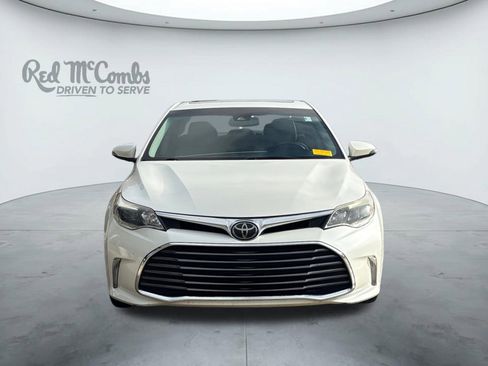 Used 2018 Toyota Avalon Limited image 8