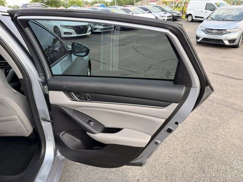 Used 2018 Honda Accord LX image 20