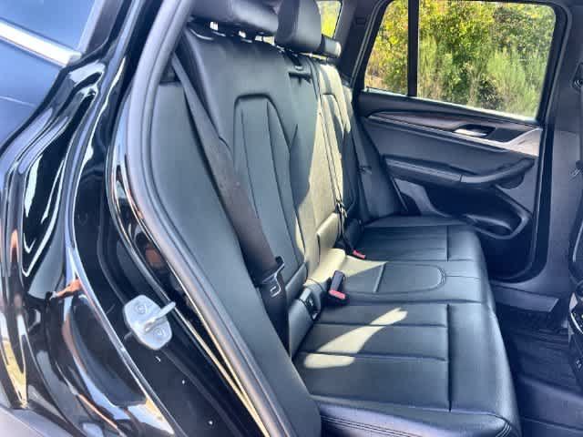 Used 2021 BMW X3 xDrive30i w/ Convenience Package AWD/4WD image 14