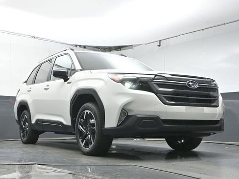 New 2026 Subaru Forester Touring AWD/4WD image 36