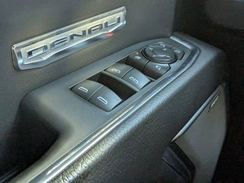 Used 2024 GMC Sierra 1500 Denali w/ Technology Package image 34