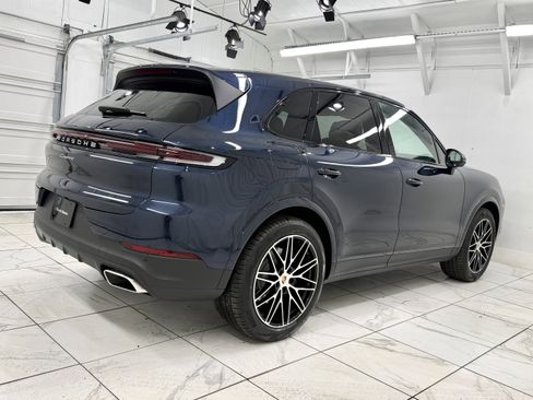 New 2026 Porsche Cayenne AWD/4WD image 11