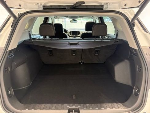 Used 2022 GMC Terrain SLE w/ Driver Convenience Package AWD/4WD image 7