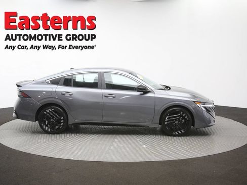 Used 2026 Nissan Sentra SR w/ Floor Mat Package FWD image 43