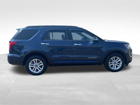 Used 2016 Ford Explorer 4WD image 9
