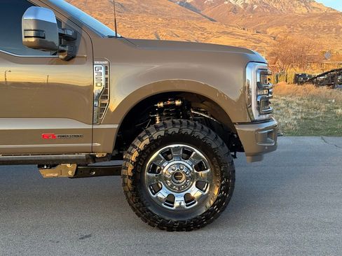 Used 2026 Ford F350 King Ranch w/ Chrome Package image 3