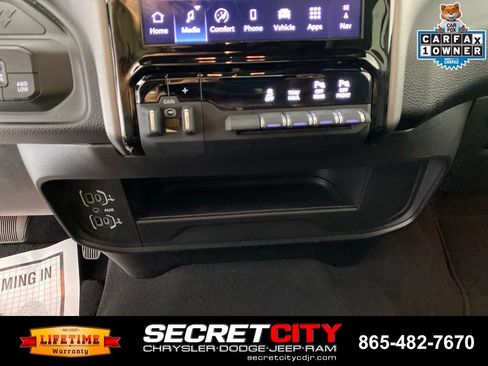 Used 2025 RAM 2500 Big Horn AWD/4WD image 22