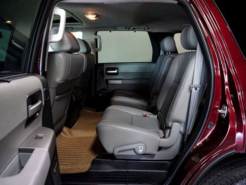 Used 2010 Toyota Sequoia Limited AWD/4WD image 25