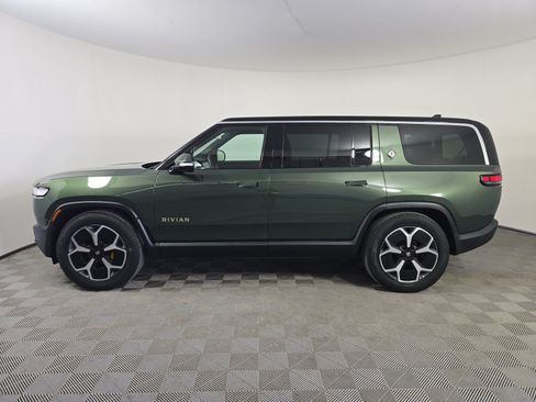 Used 2024 Rivian R1S Adventure AWD/4WD image 2