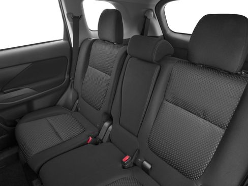Used 2016 Mitsubishi Outlander ES AWD/4WD image 8