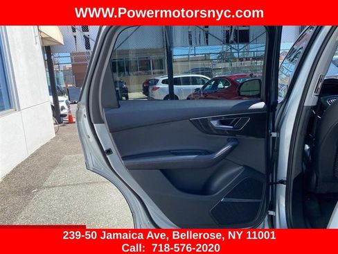 Used 2023 Audi Q7 3.0T Premium Plus AWD/4WD image 26