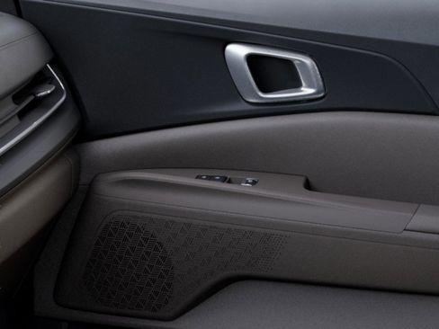 New 2026 Kia Carnival EX FWD image 21